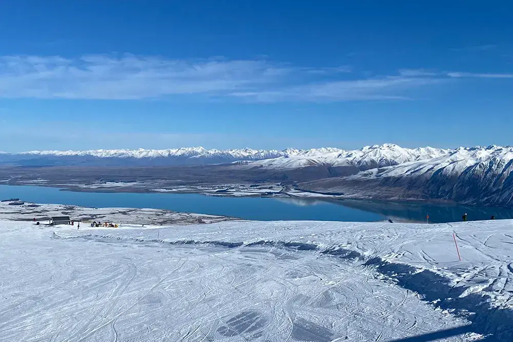 Roundhill Ski Area in Tekapo, an unforgettable day